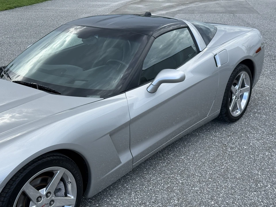 2005 Chevrolet Corvette C6 - Image 24 of 31