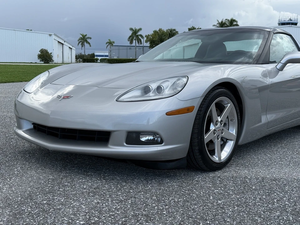 2005 Chevrolet Corvette C6 - Image 20 of 31