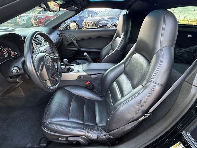 2005 Chevrolet Corvette C6 - Image 13 of 21