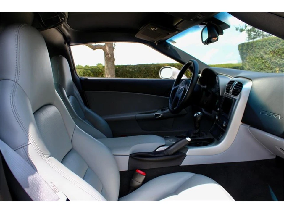 2005 Chevrolet Corvette C6 - Image 25 of 31