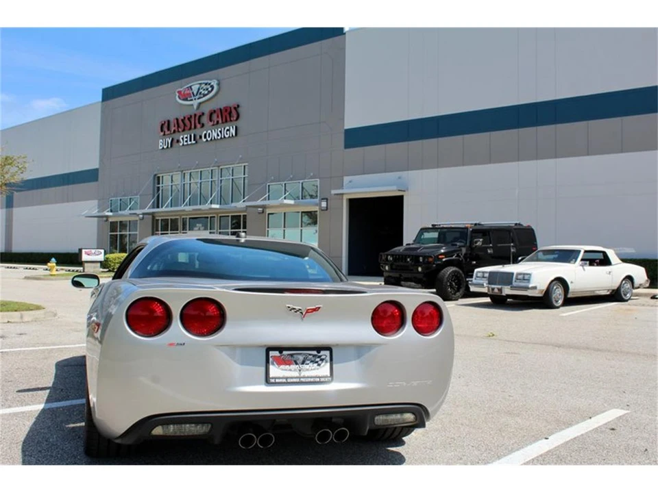 2005 Chevrolet Corvette C6 - Image 13 of 31