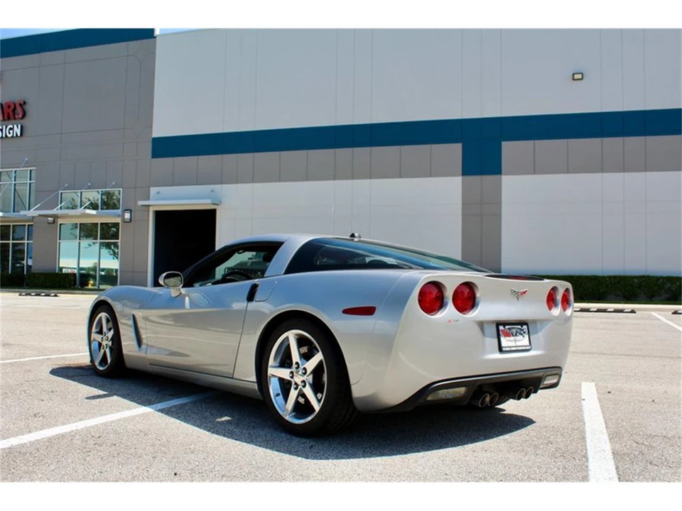 2005 Chevrolet Corvette C6 - Image 11 of 31