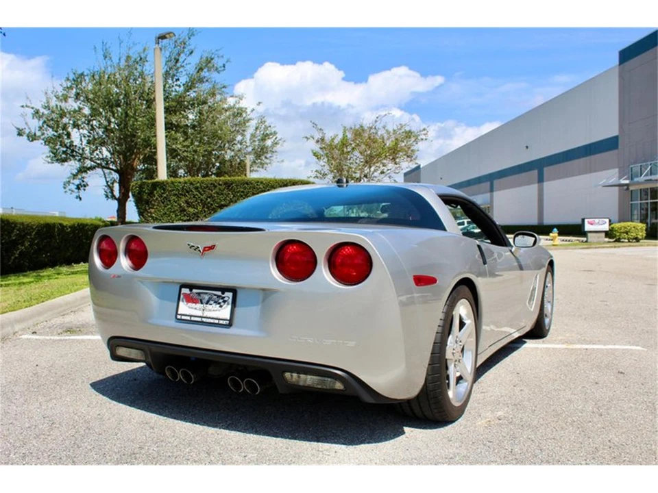 2005 Chevrolet Corvette C6 - Image 14 of 31