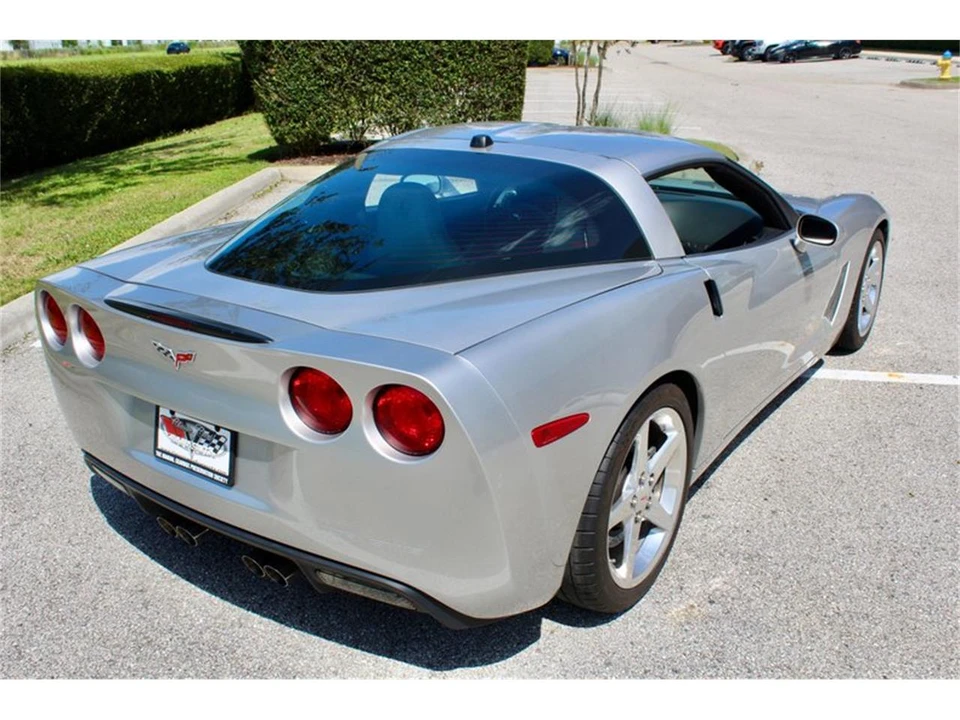 2005 Chevrolet Corvette C6 - Image 16 of 31