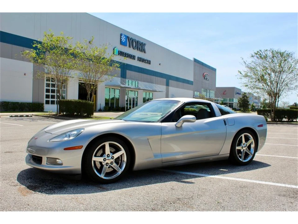 2005 Chevrolet Corvette C6 - Image 8 of 31