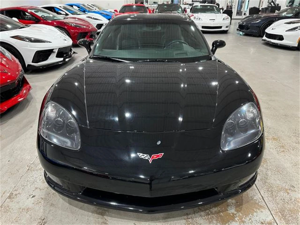 2005 Chevrolet Corvette C6 - Image 14 of 30