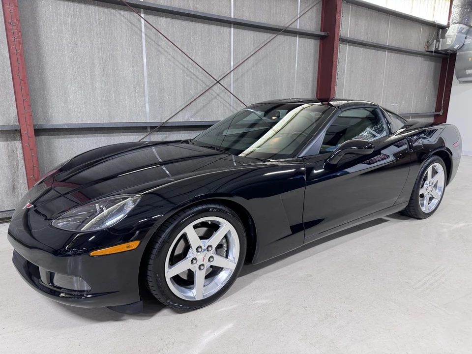 2005 Chevrolet Corvette C6 - Image 3 of 31
