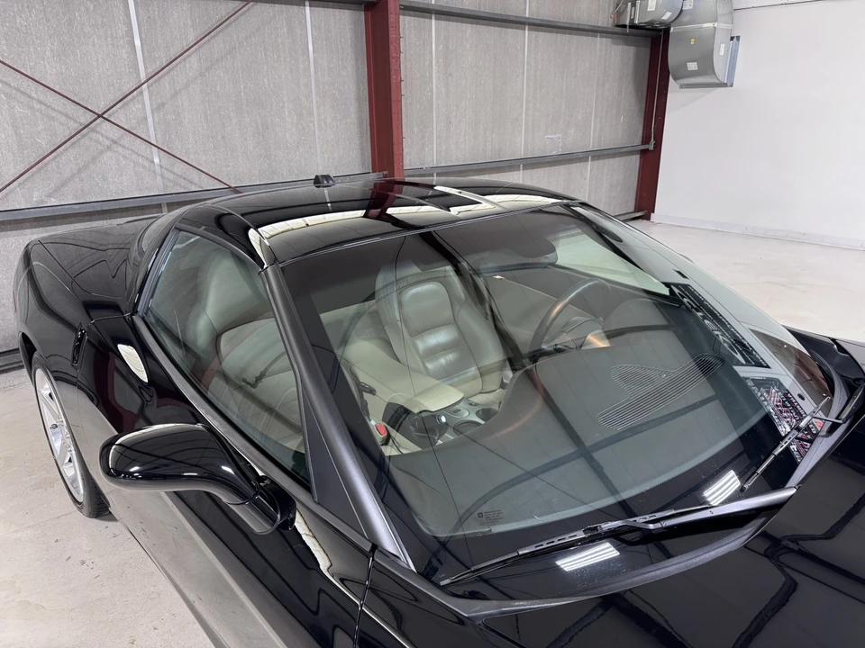 2005 Chevrolet Corvette C6 - Image 22 of 31