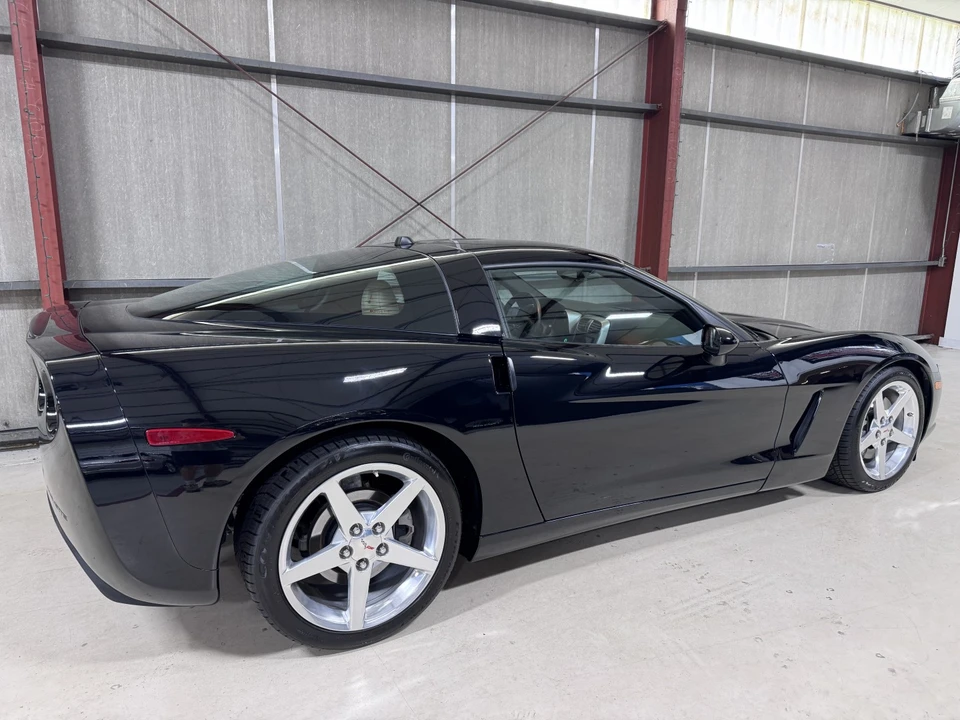 2005 Chevrolet Corvette C6 - Image 30 of 31