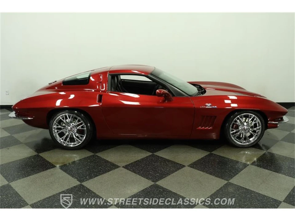 2005 Chevrolet Corvette C6 - Image 13 of 31