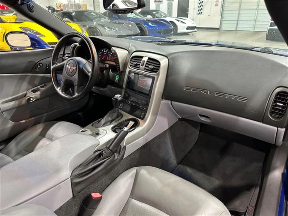2005 Chevrolet Corvette C6 - Image 10 of 29