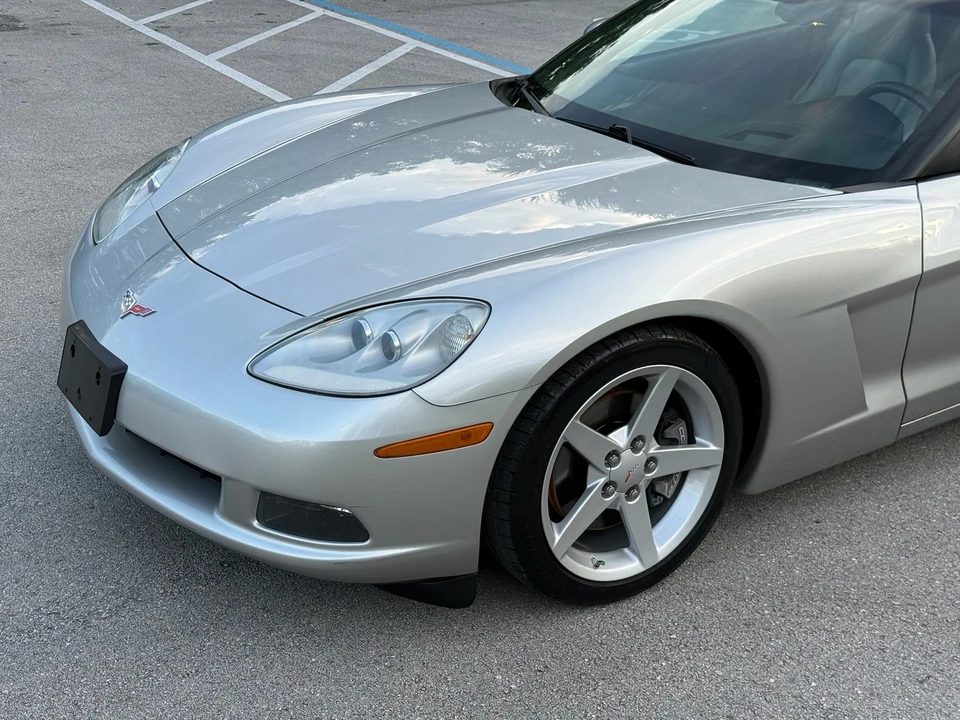 2005 Chevrolet Corvette C6 - Image 23 of 31