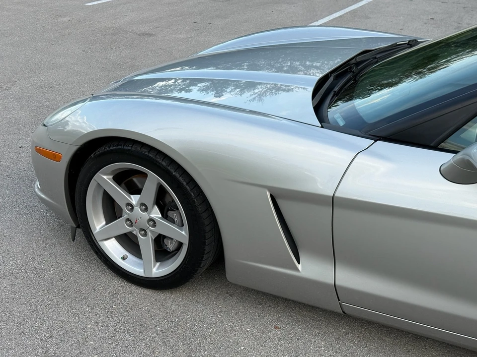 2005 Chevrolet Corvette - Image 31 of 31