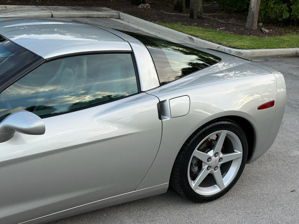 2005 Chevrolet Corvette C6 - Image 29 of 31