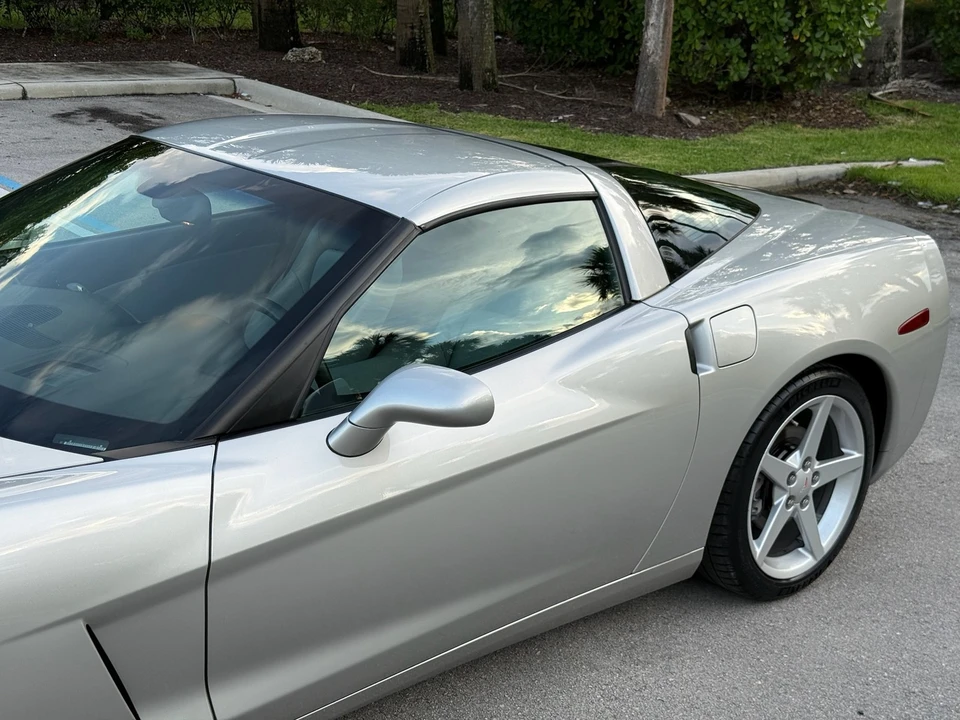 2005 Chevrolet Corvette C6 - Image 27 of 31