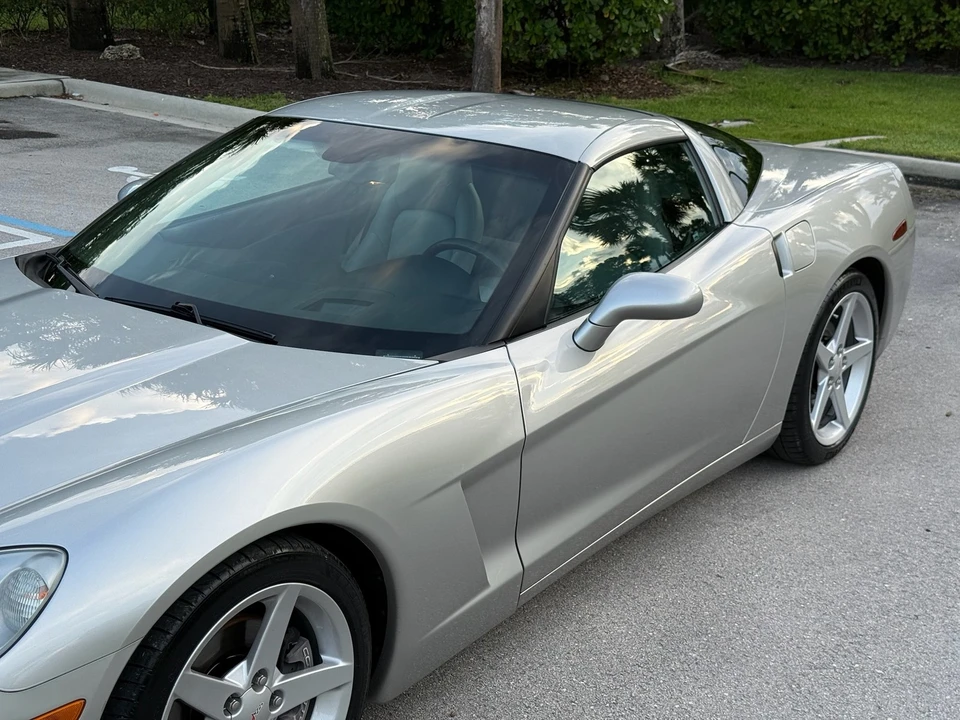 2005 Chevrolet Corvette C6 - Image 22 of 31