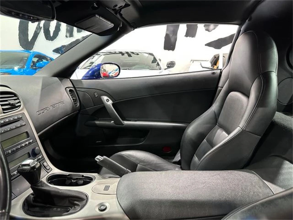 2005 Chevrolet Corvette C6 - Image 11 of 30