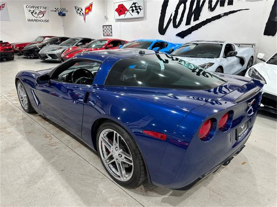 2005 Chevrolet Corvette C6 - Image 17 of 30