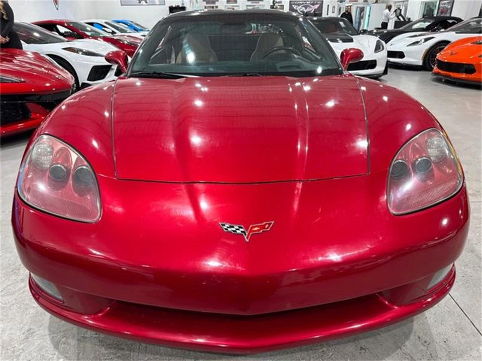 2005 Chevrolet Corvette C6 - Image 8 of 10