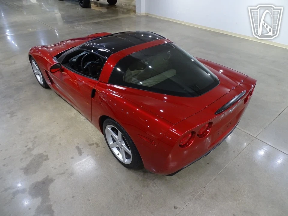 2005 Chevrolet Corvette C6 - Image 9 of 12
