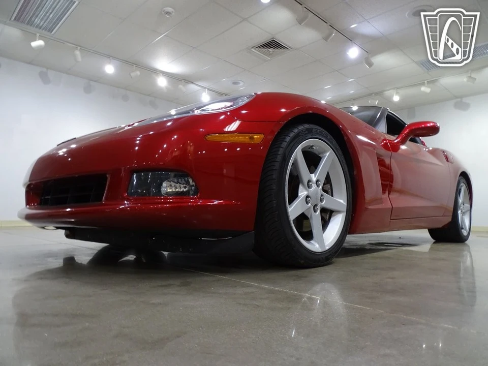 2005 Chevrolet Corvette C6 - Image 5 of 12