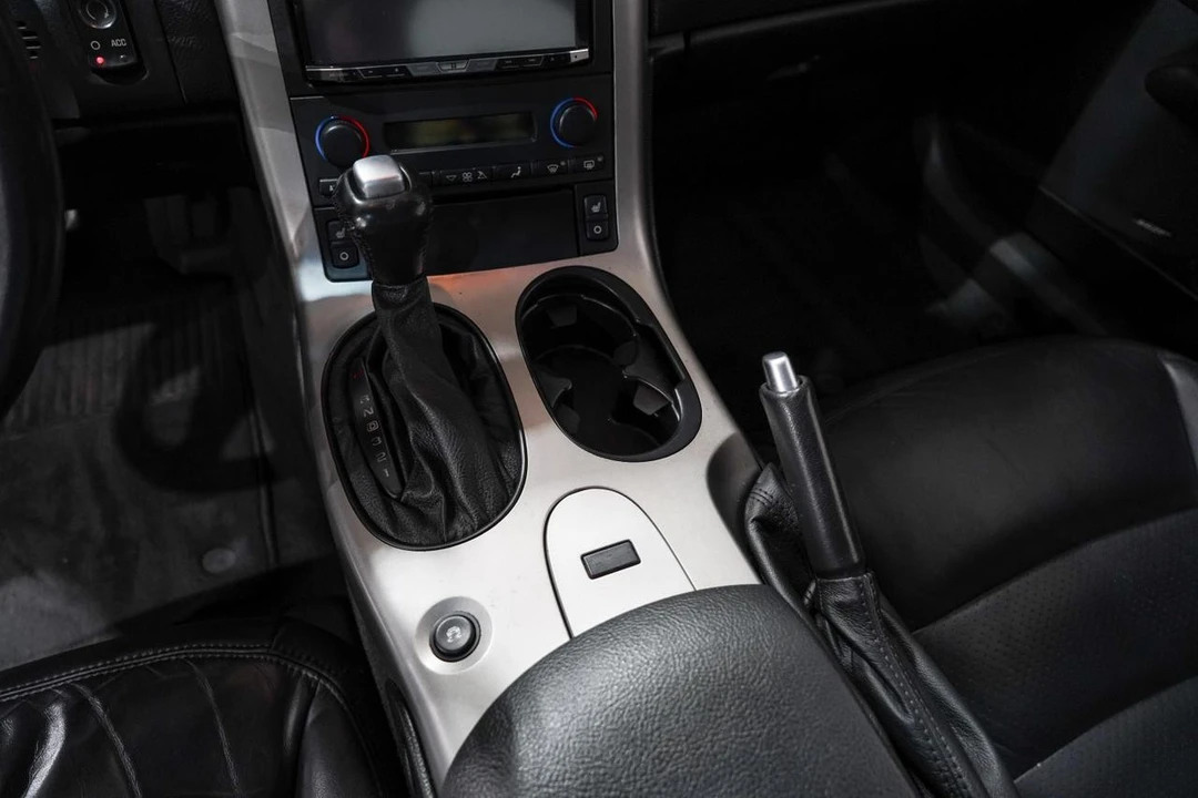 2005 Chevrolet Corvette C6 - Image 12 of 21