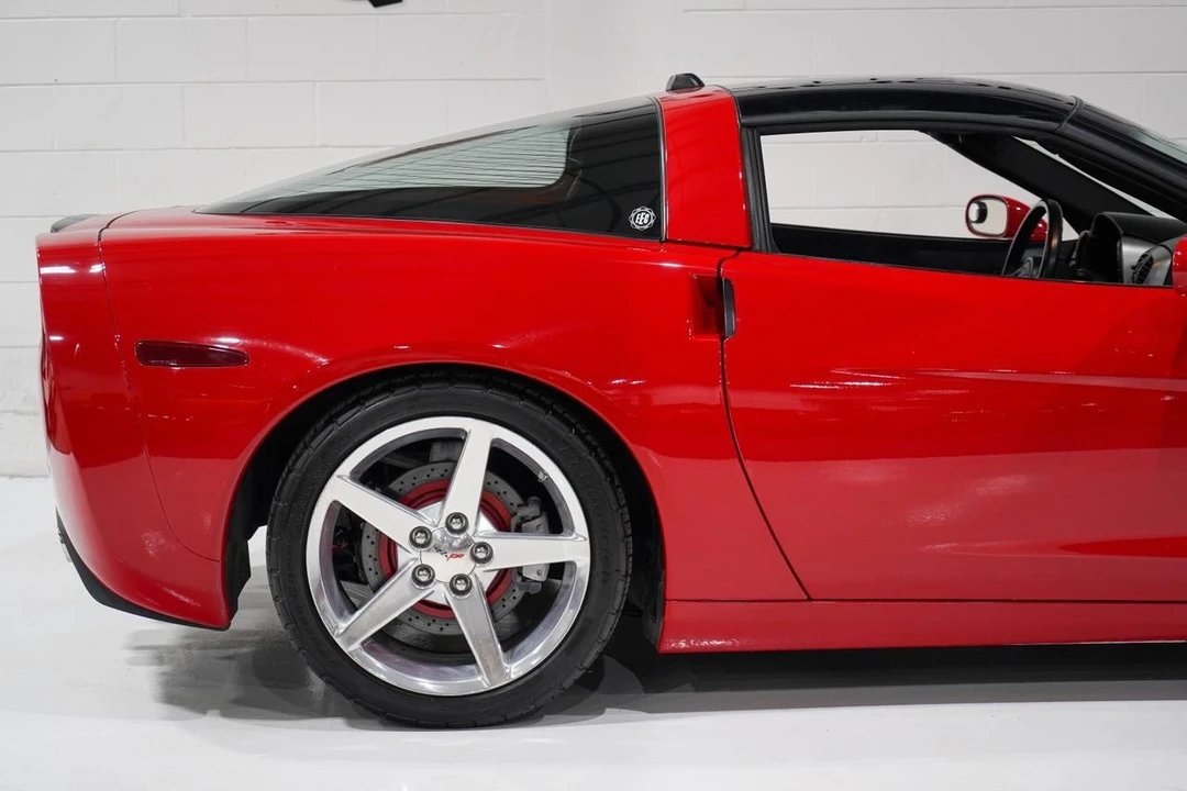 2005 Chevrolet Corvette C6 - Image 19 of 21