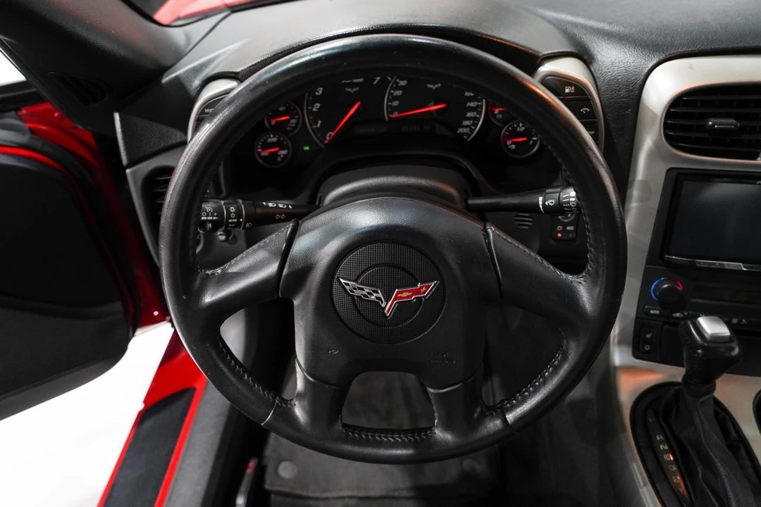 2005 Chevrolet Corvette C6 - Image 10 of 21