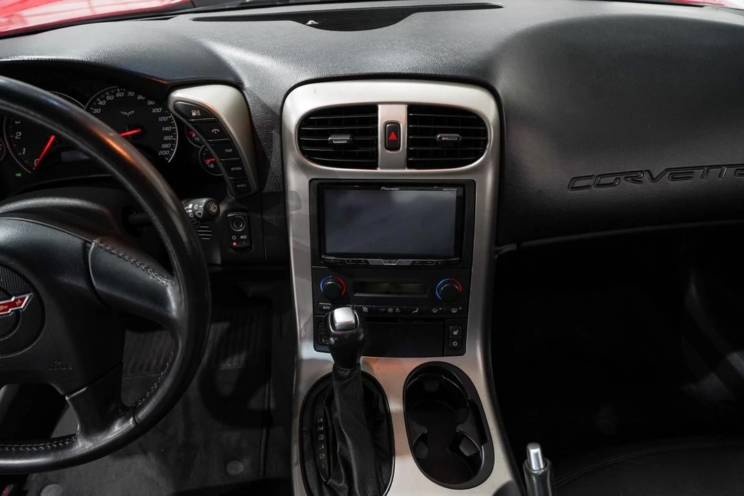 2005 Chevrolet Corvette C6 - Image 11 of 21