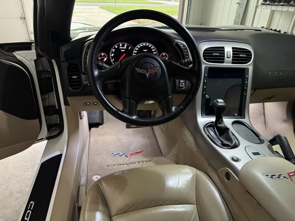 2005 Chevrolet Corvette C6 - Image 14 of 15