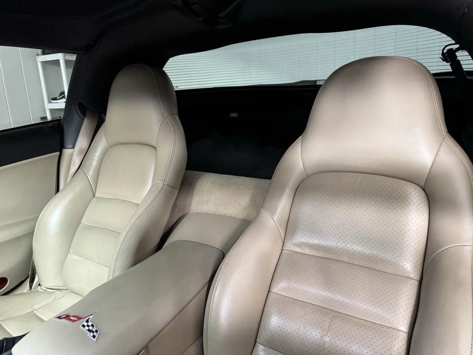 2005 Chevrolet Corvette C6 - Image 11 of 15