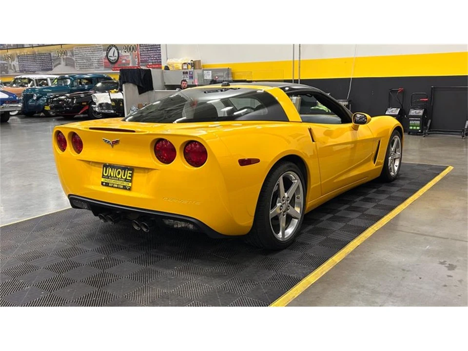 2005 Chevrolet Corvette C6 - Image 3 of 10