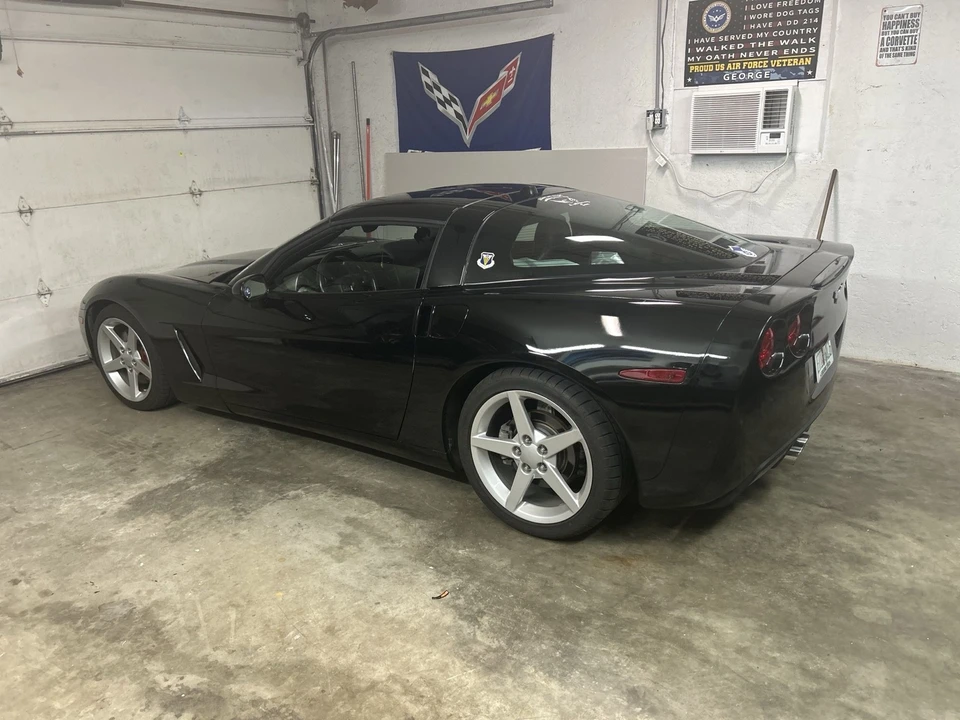 2005 Chevrolet Corvette C6 - Image 5 of 16