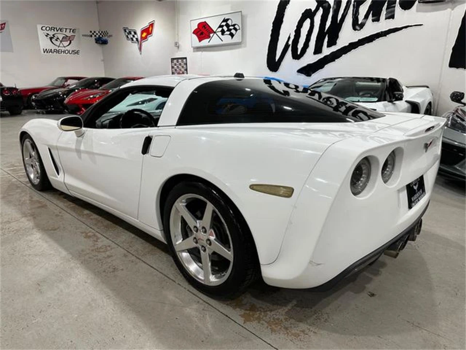 2005 Chevrolet Corvette C6 - Image 19 of 30