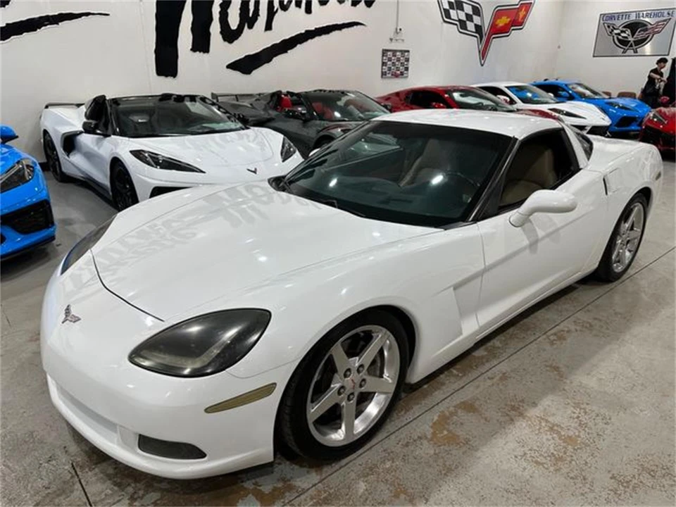 2005 Chevrolet Corvette C6 - Image 28 of 30