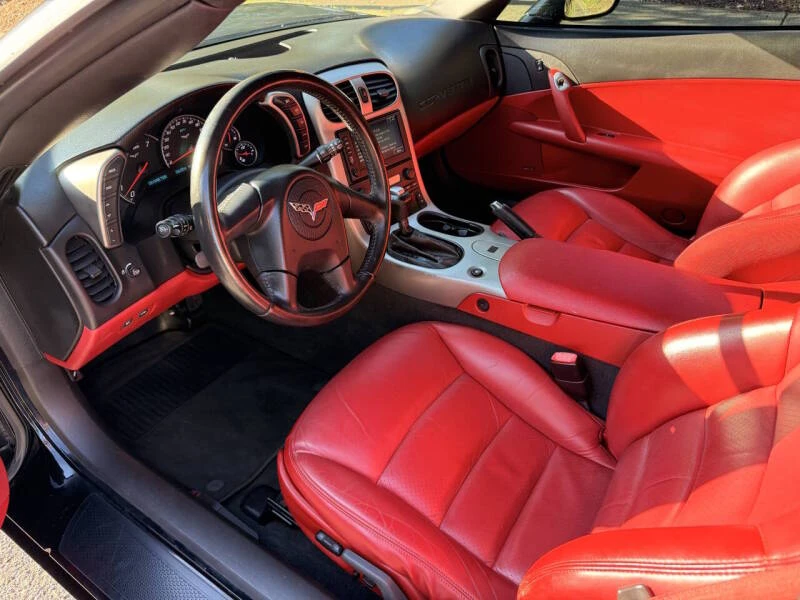 2005 Chevrolet Corvette C6 - Image 9 of 16