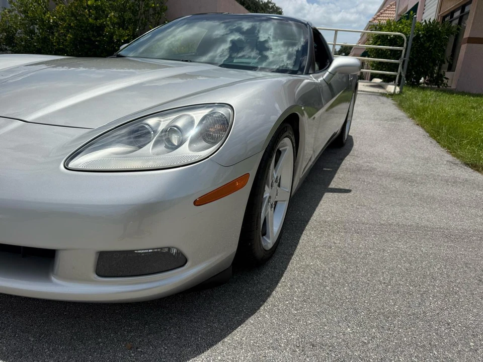 2005 Chevrolet Corvette C6 - Image 14 of 31