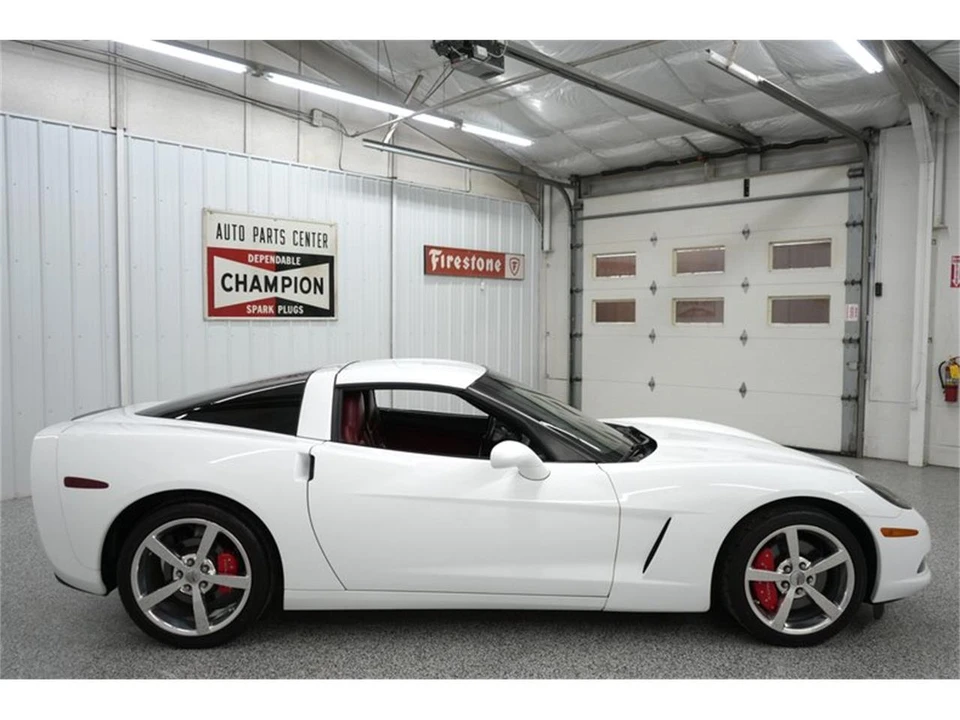 2005 Chevrolet Corvette C6 - Image 17 of 31