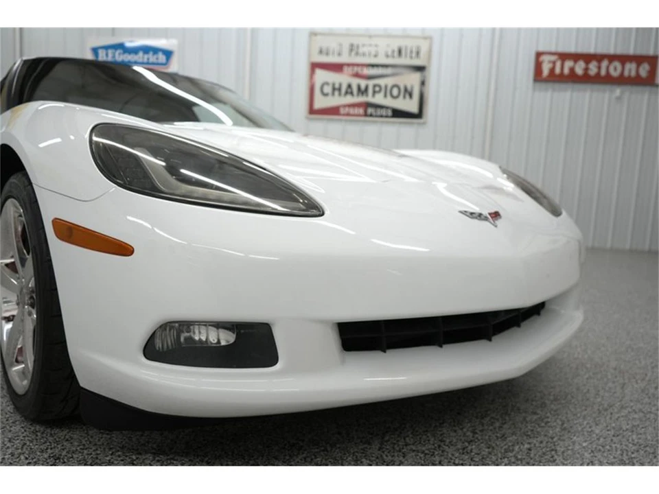 2005 Chevrolet Corvette C6 - Image 23 of 31