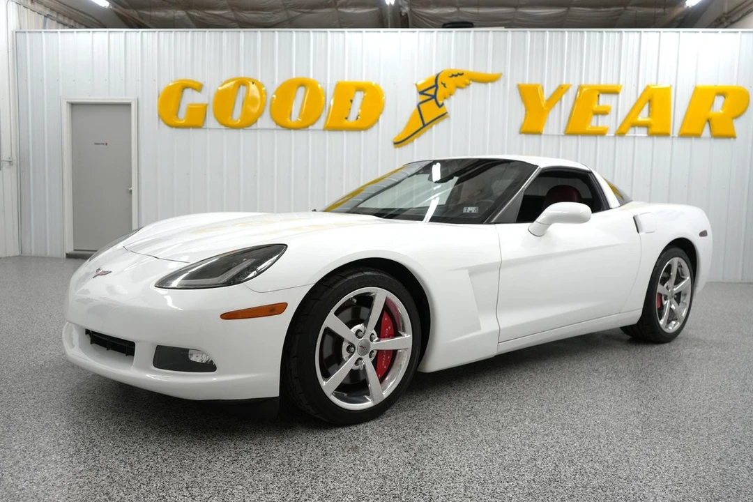 2005 Chevrolet Corvette C6 - Image 4 of 31