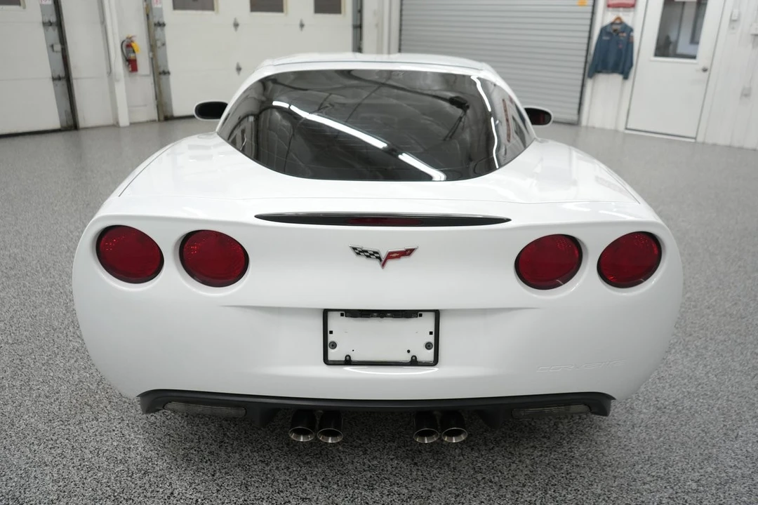 2005 Chevrolet Corvette C6 - Image 11 of 31