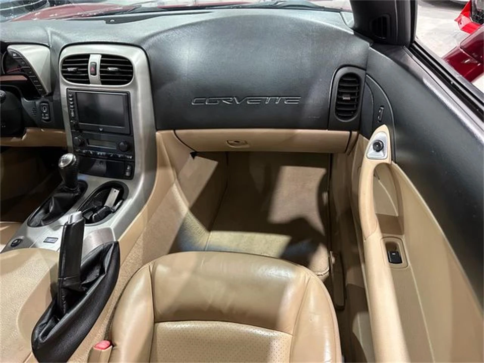 2005 Chevrolet Corvette C6 - Image 12 of 30