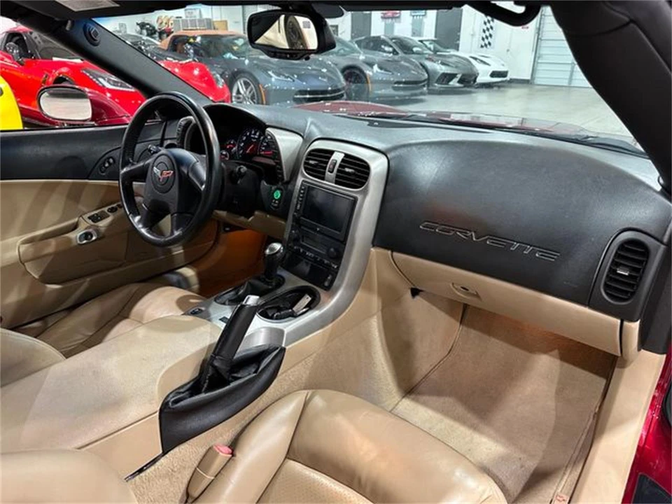 2005 Chevrolet Corvette C6 - Image 11 of 30