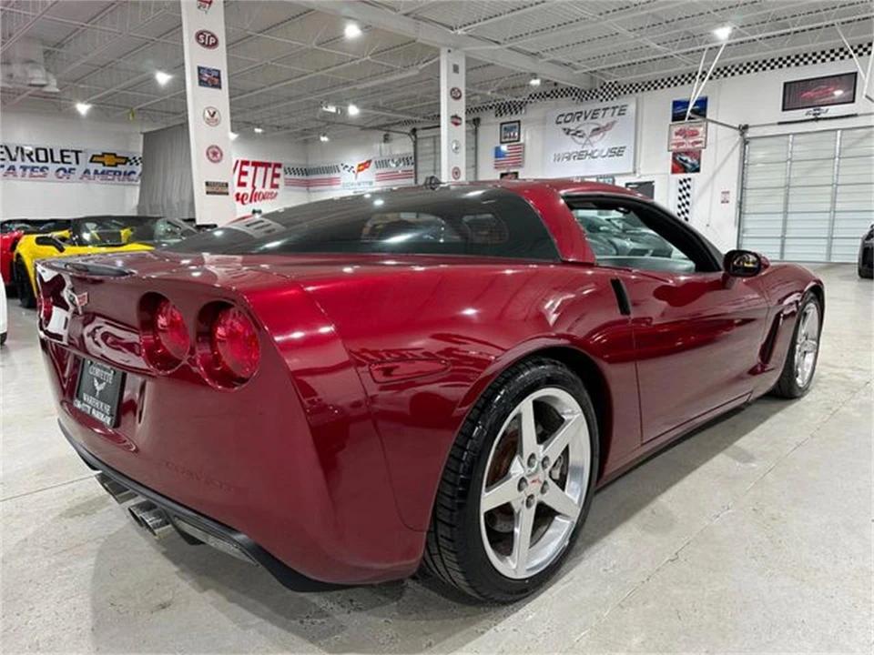2005 Chevrolet Corvette C6 - Image 19 of 30