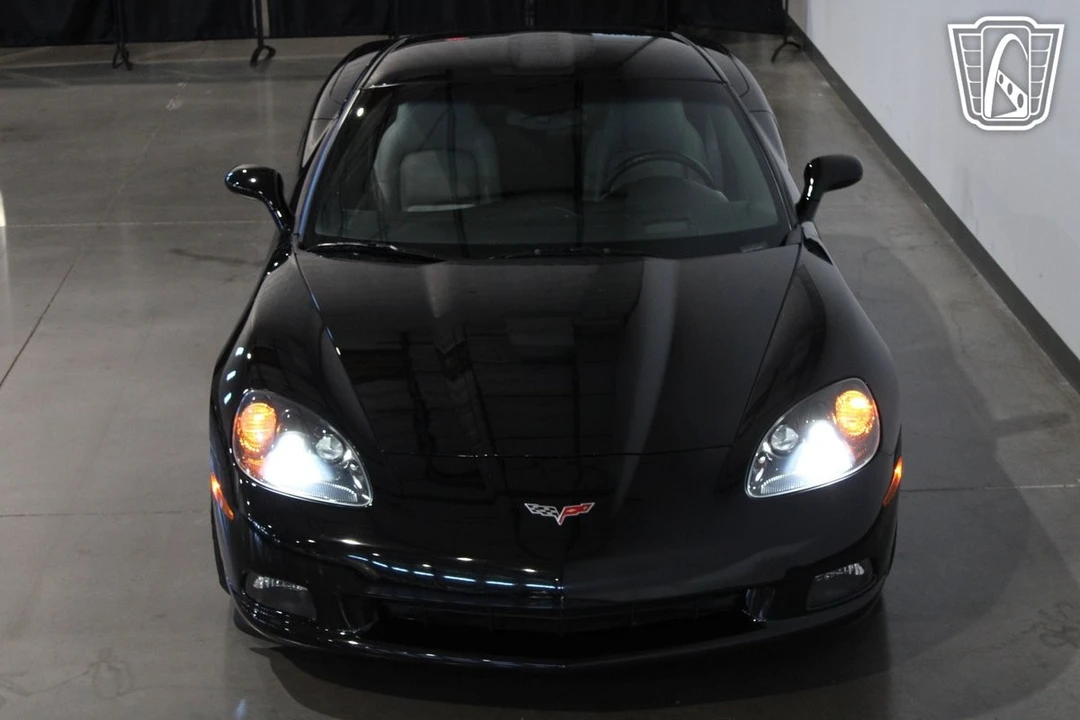 2005 Chevrolet Corvette C6 - Image 6 of 12