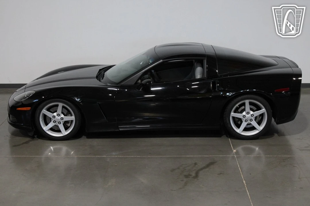 2005 Chevrolet Corvette C6 - Image 11 of 12