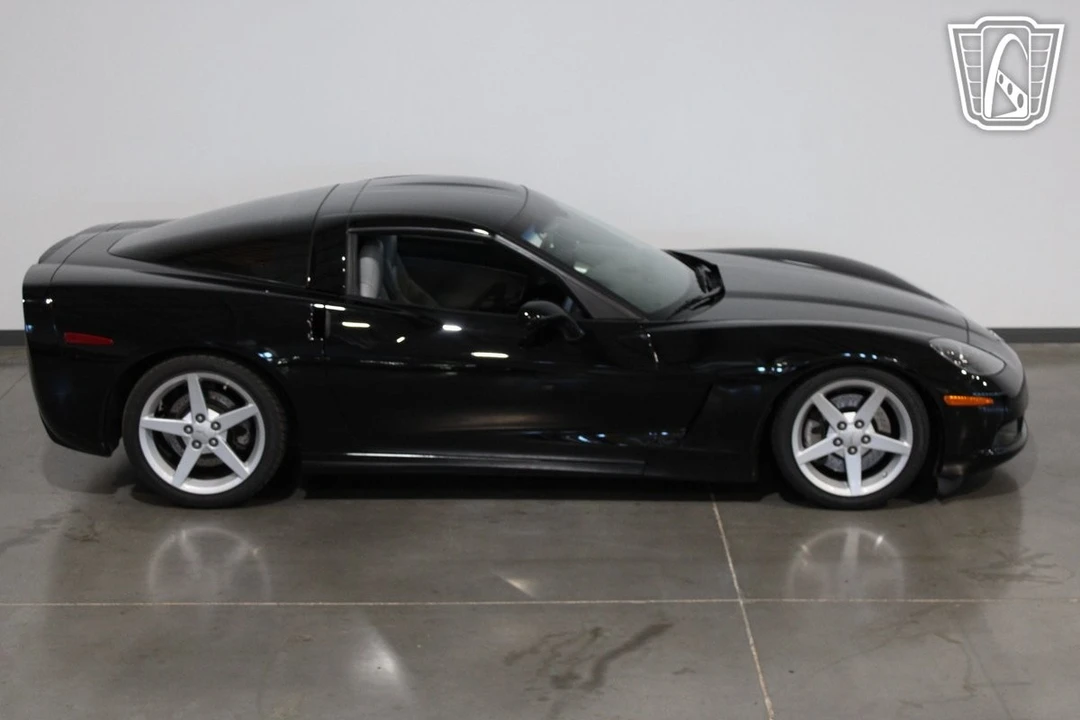 2005 Chevrolet Corvette C6 - Image 8 of 12