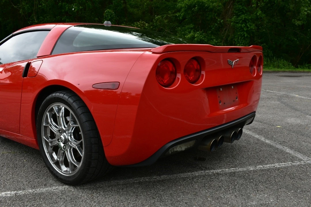 2005 Chevrolet Corvette C6 - Image 16 of 21
