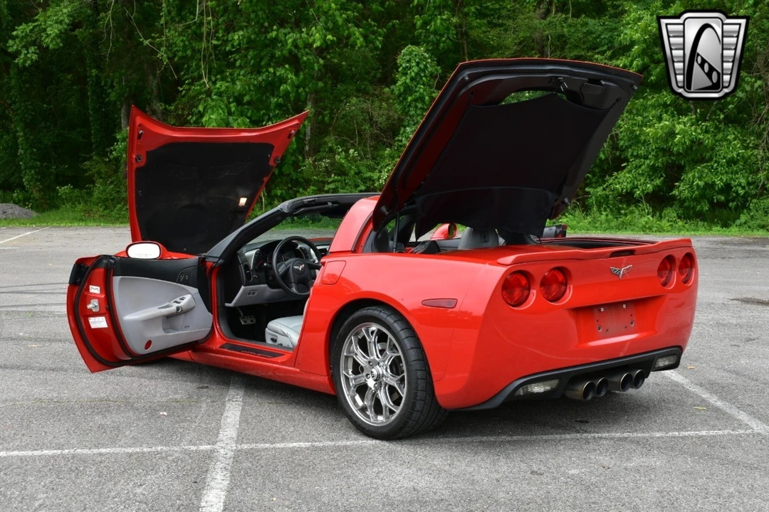 2005 Chevrolet Corvette C6 - Image 9 of 12