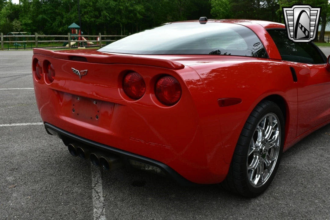 2005 Chevrolet Corvette C6 - Image 17 of 21